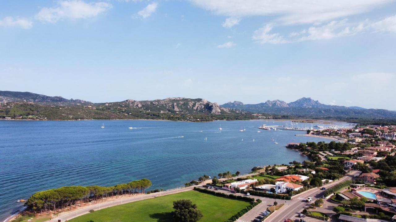 Aqua Life Luxury Apartment Arzachena Exterior photo